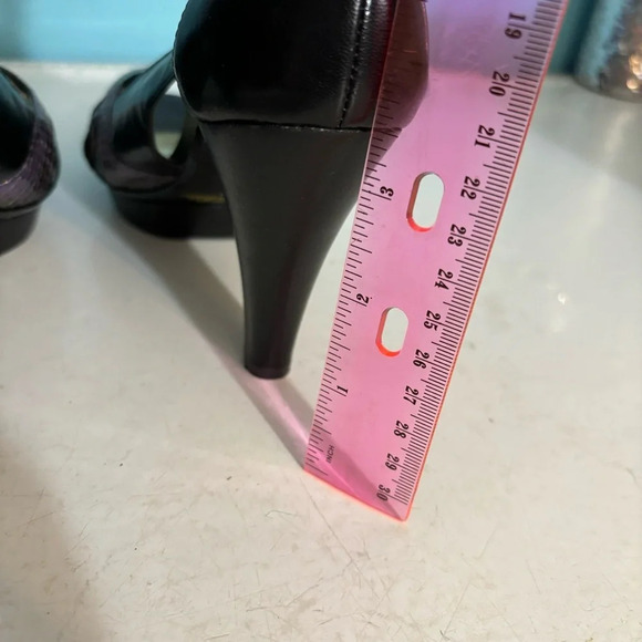 BNWOB Vianni collection women’s purple & black animal print stiletto heels 7 - Picture 13 of 13